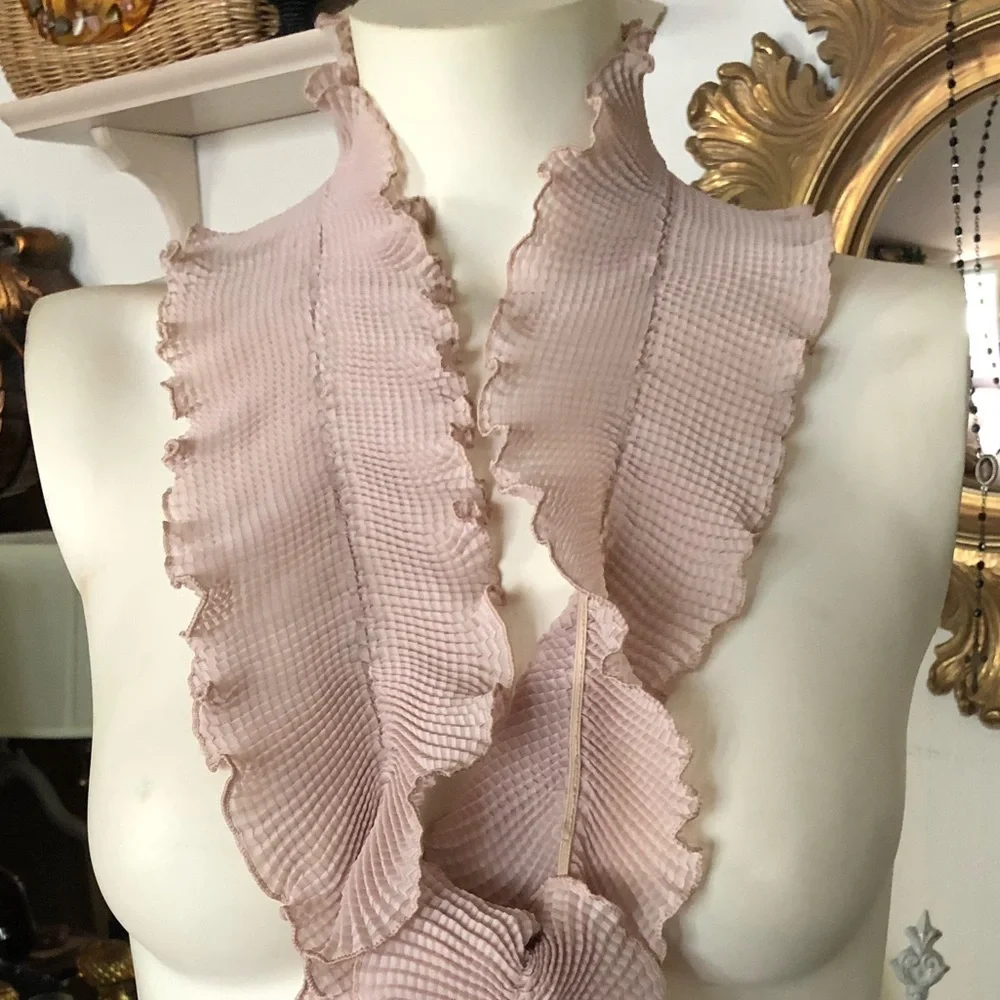 Vintage Beige Ruffle Scarf